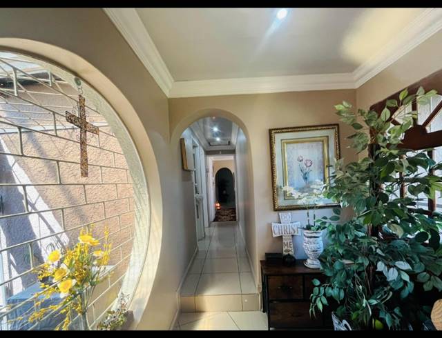 2 BEDROOM FREESTANDING FOR SALE IN ELANDSPARK